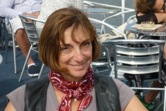 17 (33 a)